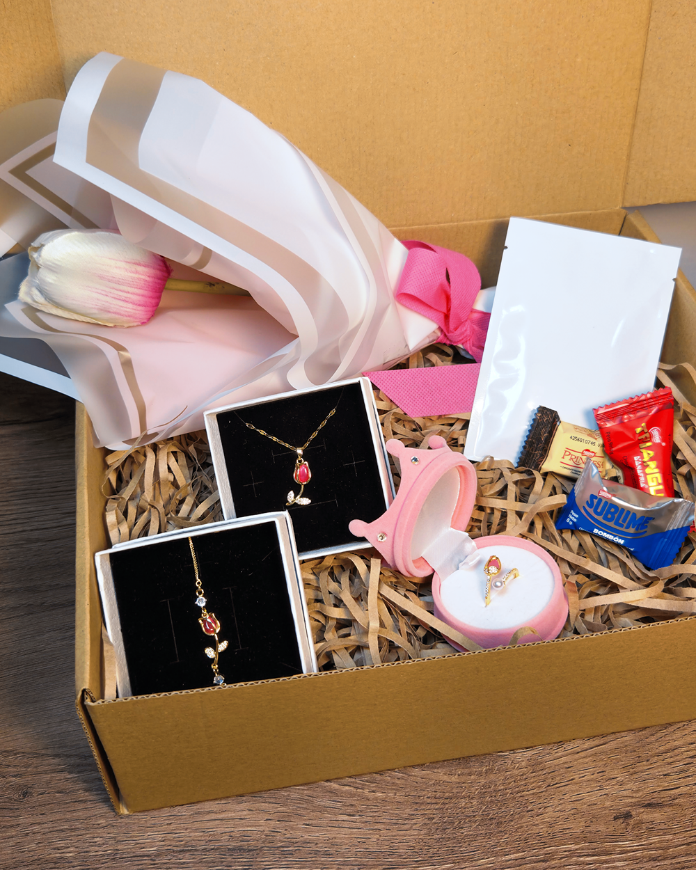 BOX DE REGALO SET TULIPAN